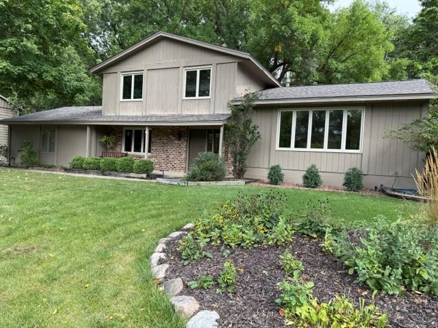 6015 Stoneybrook Dr, Minnetonka, MN 55345