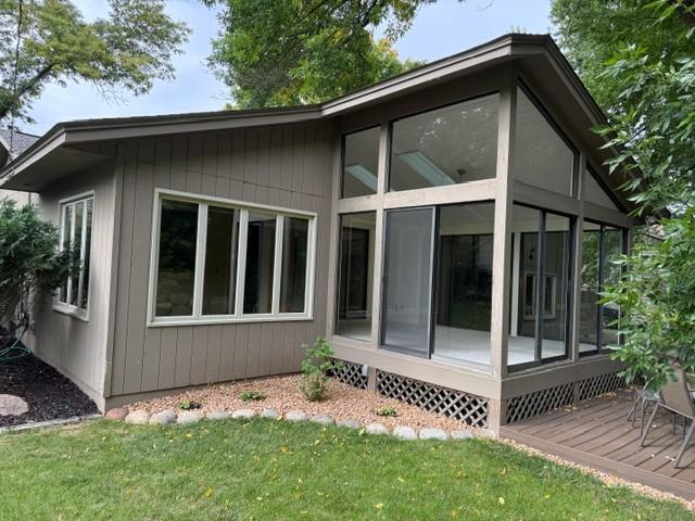 6015 Stoneybrook Dr, Minnetonka, MN 55345