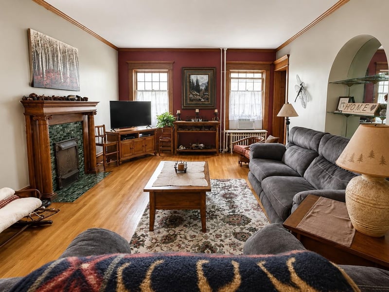 614 Grand Ave #C, Saint Paul, MN 55102
