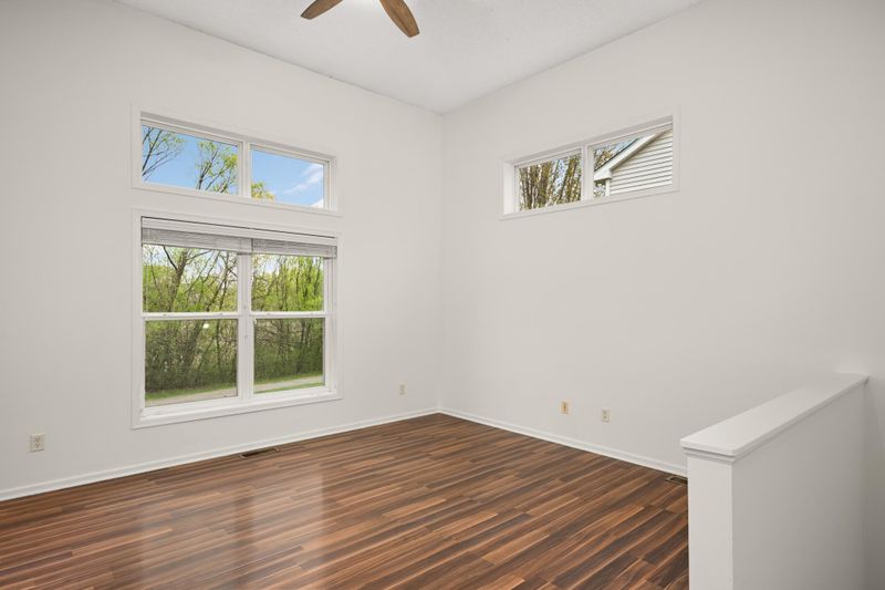 7637 Century Blvd, Chanhassen, MN 55317