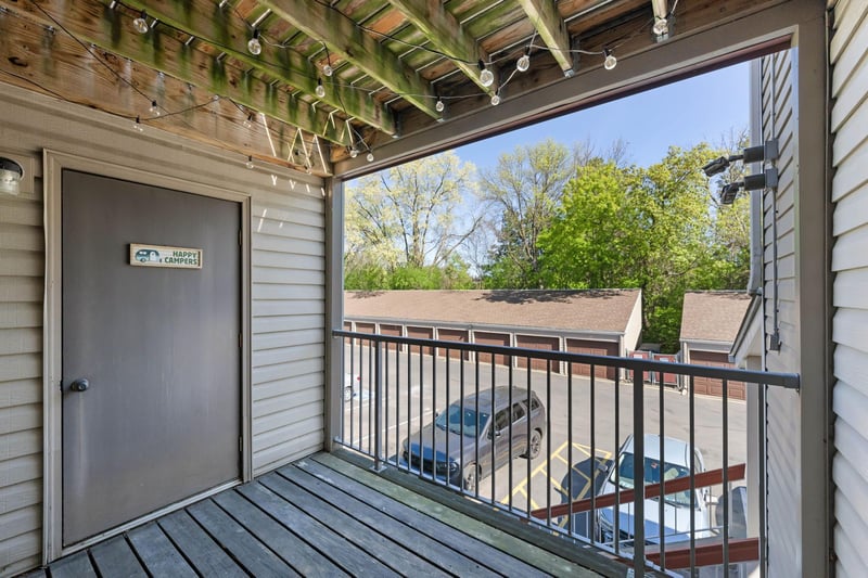 300 Shelard Pw #209, Saint Louis Park, MN 55426