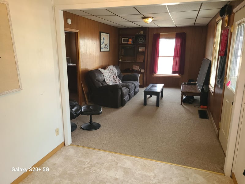 101 S Sheridan St, Houston, MN 55943