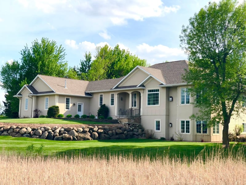 1250 S Crailsheim Rd, Worthington, MN 56187