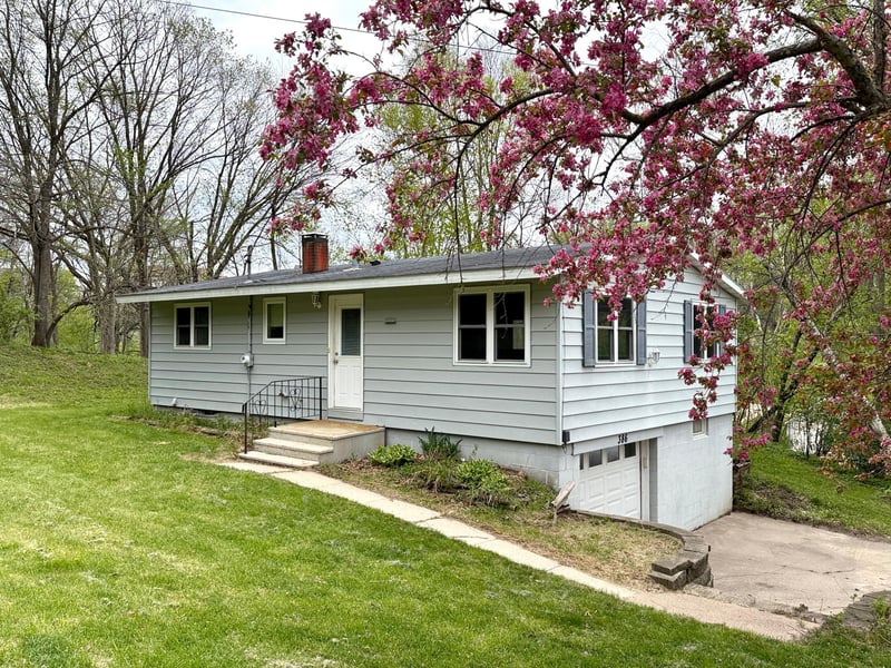 386 Dreamwald Blvd, Zumbro Falls, MN 55991