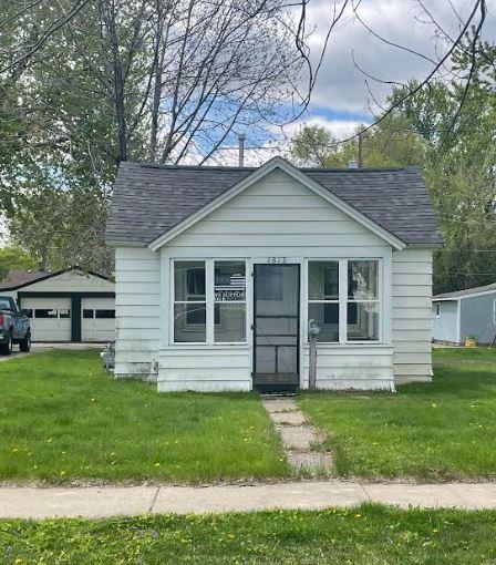 1813 W 6th St, Red Wing, MN 55066