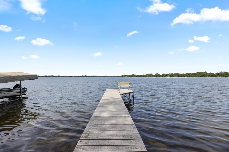 22818 Stavenau Ln, Elysian, MN 56028