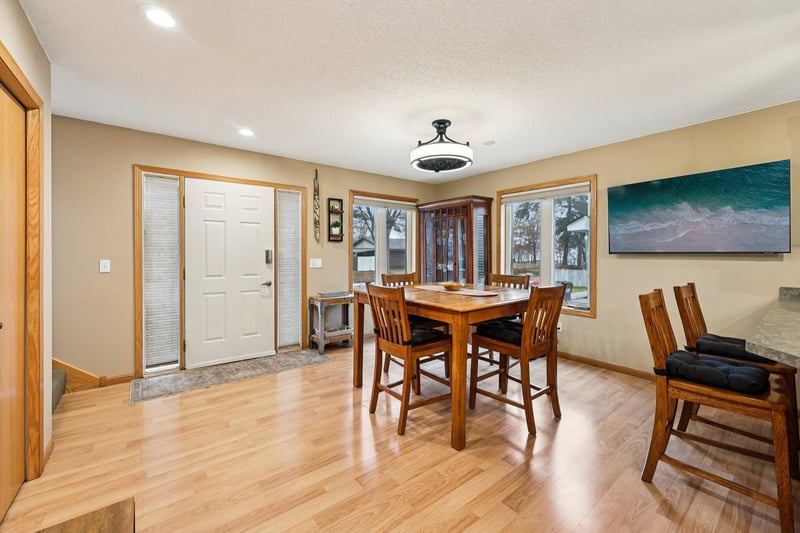 218 Birch Rd, East Bethel, MN 55092