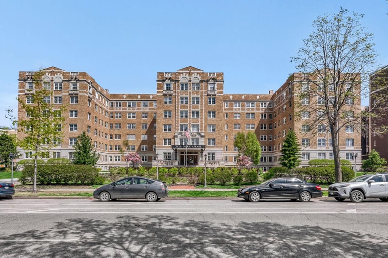 2615 Park Ave #B-2, Minneapolis, MN 55407