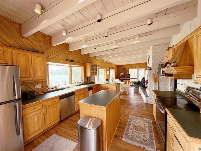 10165 Teepee Trl, Iron River, WI 54847