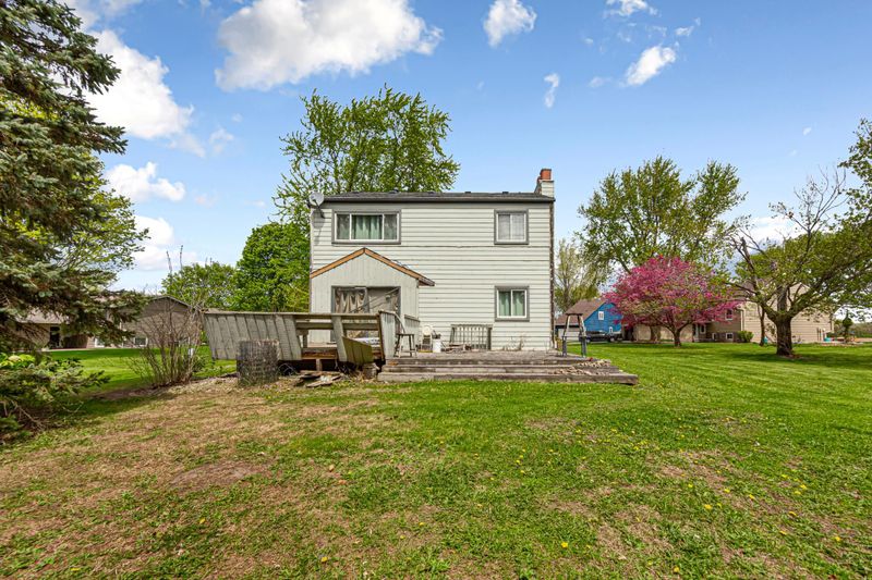 109 Windsor Ct E, Le Sueur, MN 56058