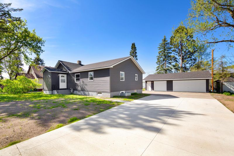 508 20th St NW, Faribault, MN 55021