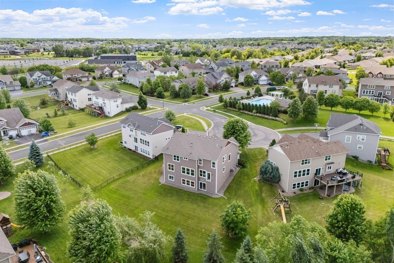 6256 Olive Ln N, Maple Grove, MN 55311