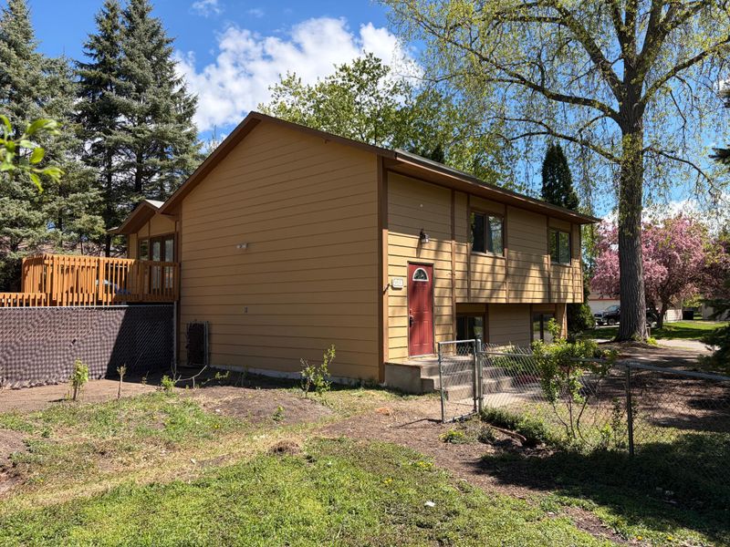 8001 Aldrich Ave N, Brooklyn Park, MN 55444