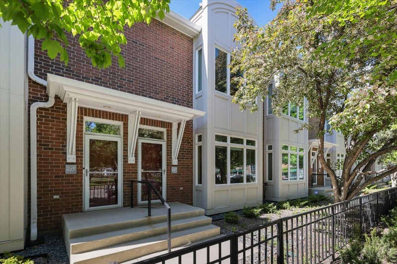 217 Bank St SE, Minneapolis, MN 55414