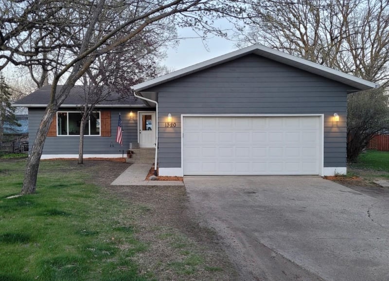 1320 Lori Ave, Detroit Lakes, MN 56501