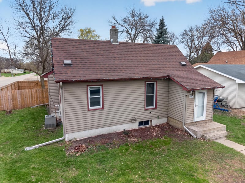 112 Woodland Ave E, Underwood, MN 56586
