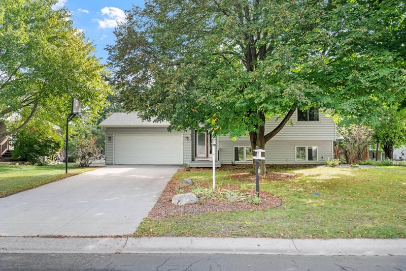 6542 Black Duck Dr S, Lino Lakes, MN 55014