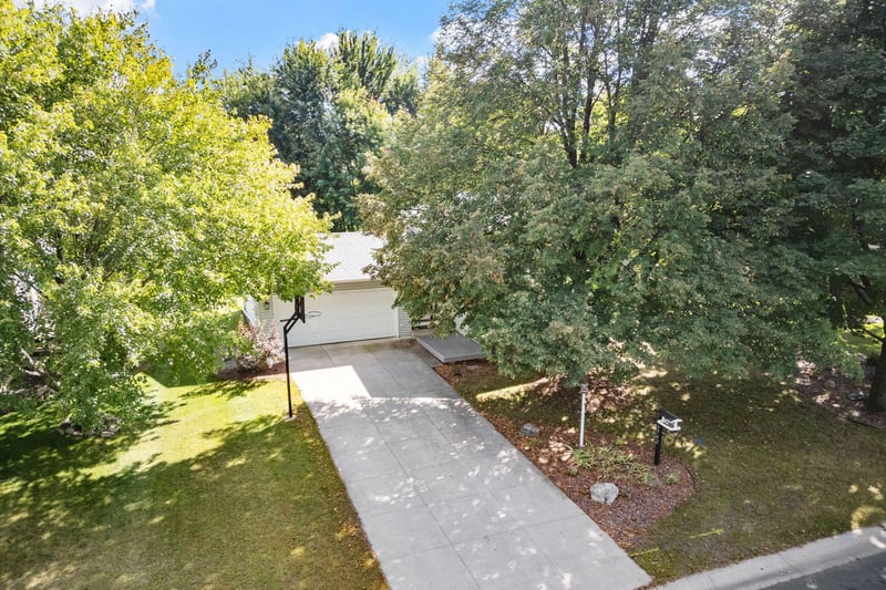 6542 Black Duck Dr S, Lino Lakes, MN 55014