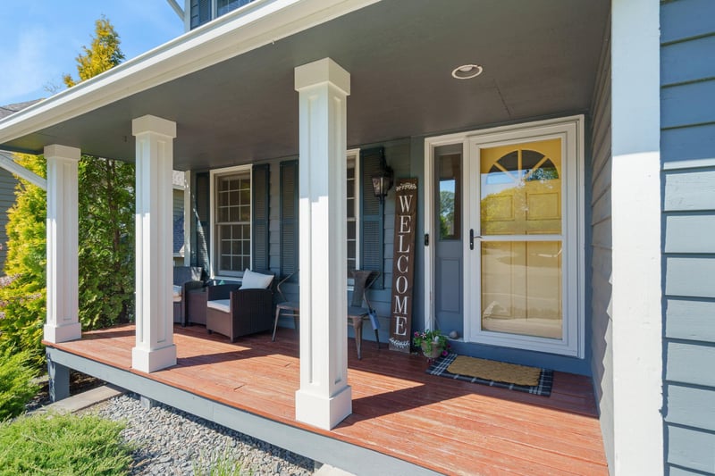 711 Bridle Ridge Rd, Eagan, MN 55123