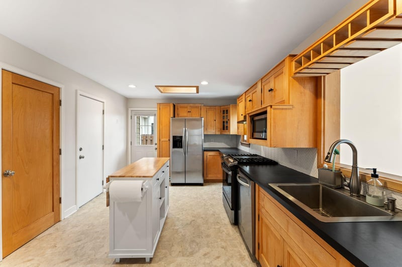 4620 Vallacher Ave, Saint Louis Park, MN 55416