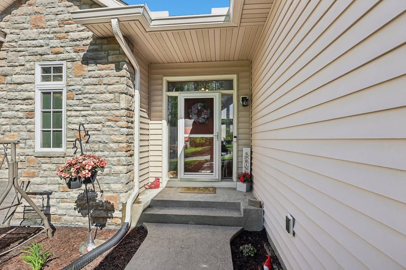 1514 Overlook Dr SE, Lonsdale, MN 55046
