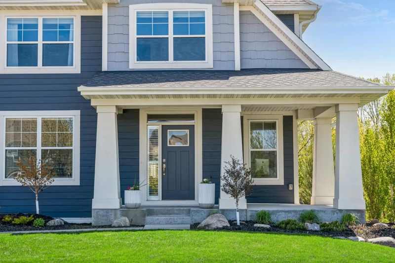 3933 Holasek Pa, Chaska, MN 55318