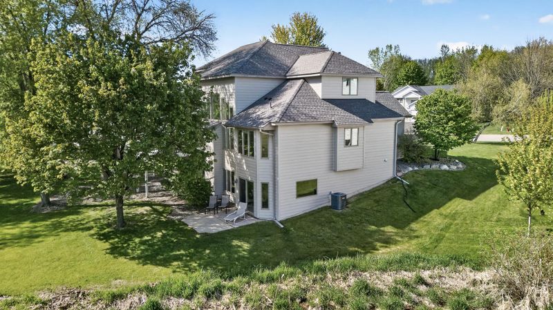 1713 Par Ln, Buffalo, MN 55313