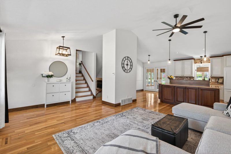 15005 76th Pl N, Maple Grove, MN 55311