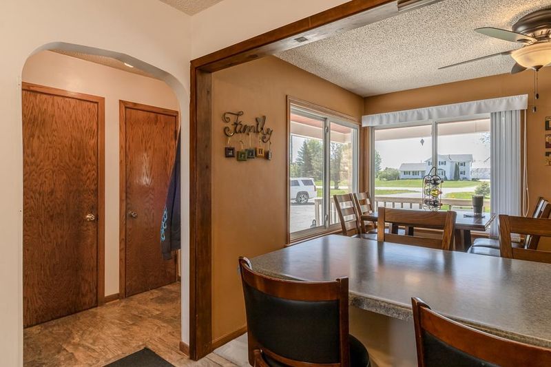 7248 Crane Creek Rd, Owatonna, MN 55060