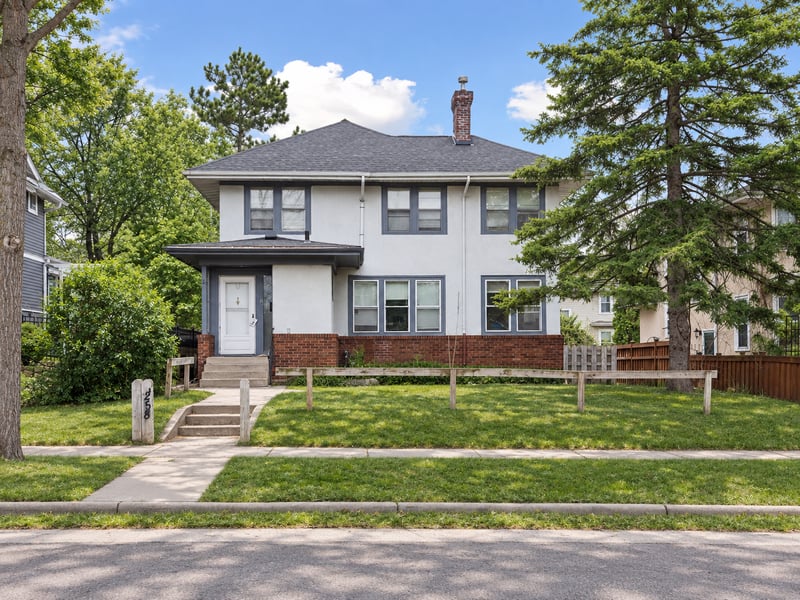 258 Macalester St, Saint Paul, MN 55105