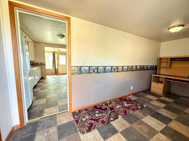 109 Minnesota St, Ostrander, MN 55961