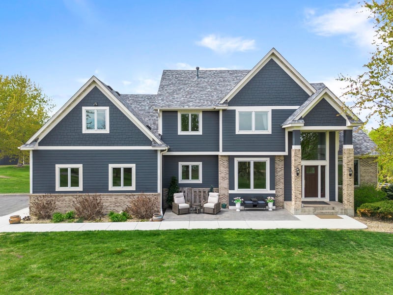 8665 Pioneer Trl, Loretto, MN 55357