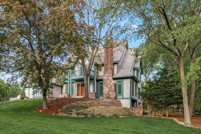 13620 Gurney Pa, Apple Valley, MN 55124