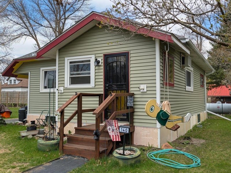 140 4th St NE, Mcintosh, MN 56556