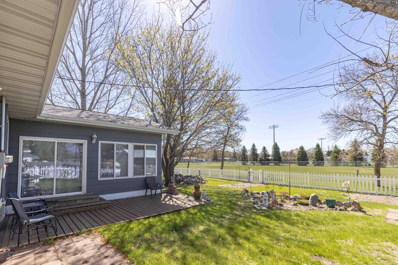 702 3rd Ave SE, Barnesville, MN 56514