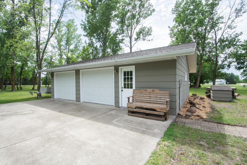 725 192nd St S, Hawley, MN 56549