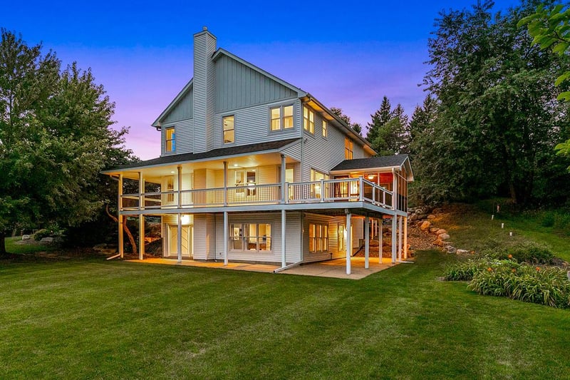 22412 Wagon Wheel Trl, Lakeville, MN 55044