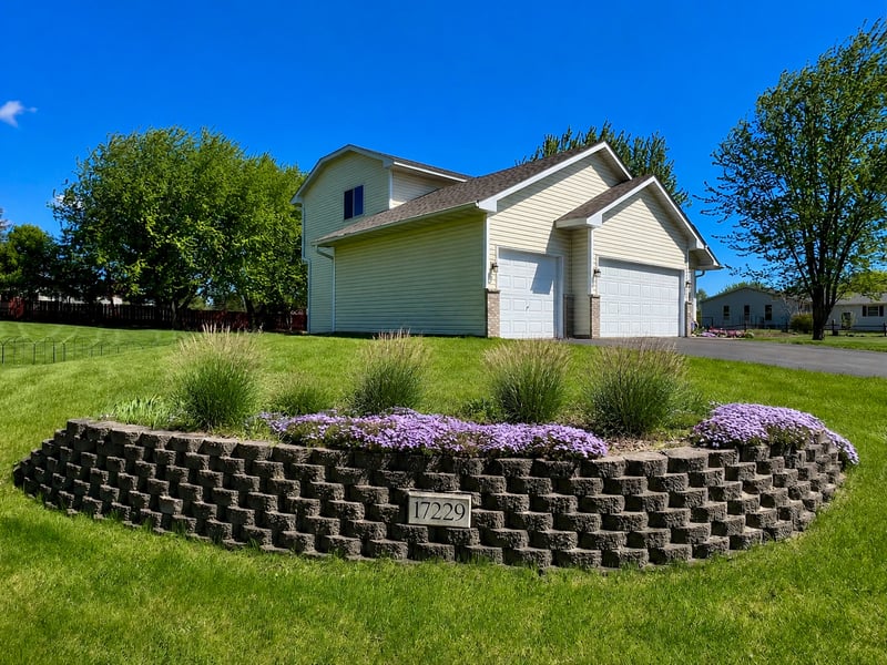 17229 Van Buren St NE, Ham Lake, MN 55304