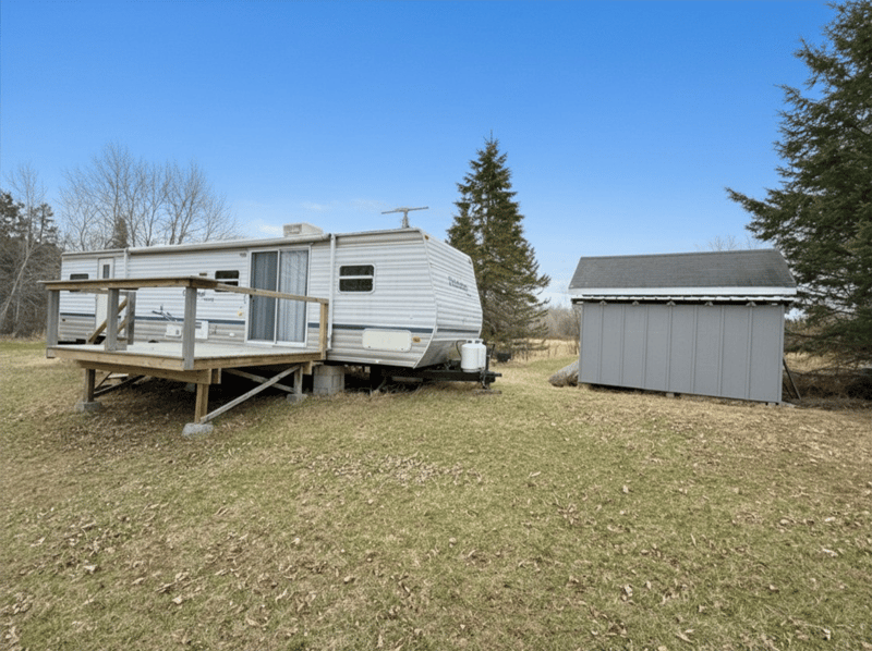 8219 Lone Wolf Dr NE, Pennington, MN 56663