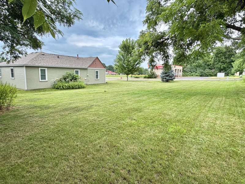 110 Red Wing Ave S, Red Wing, MN 55066