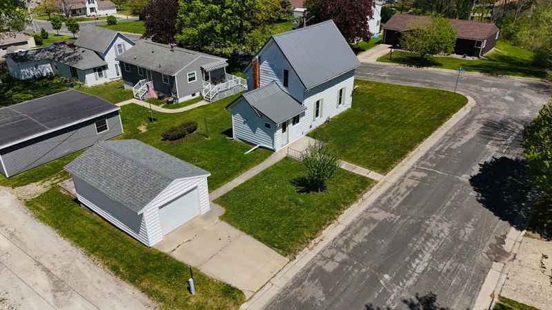 717 Elizabeth St SE, Preston, MN 55965