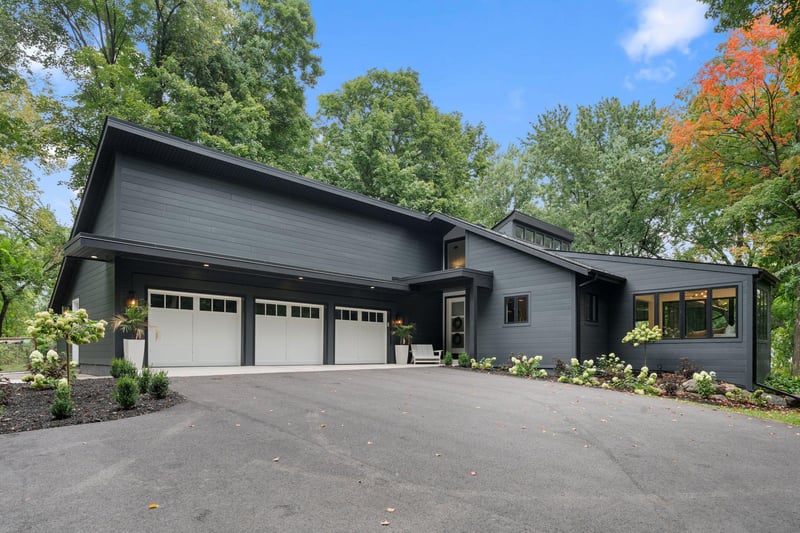 3 Crescent St, Minnetonka Beach, MN 55391