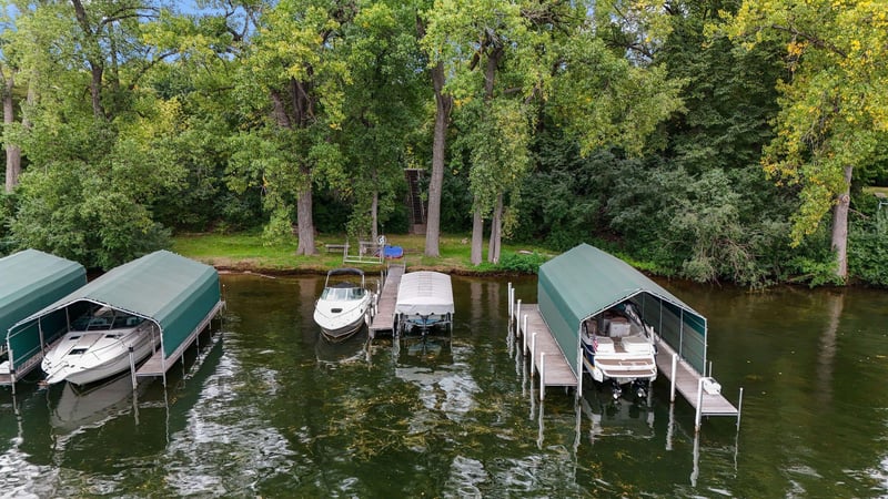 3 Crescent St, Minnetonka Beach, MN 55391