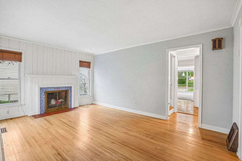 6820 Sheridan Ave S, Richfield, MN 55423