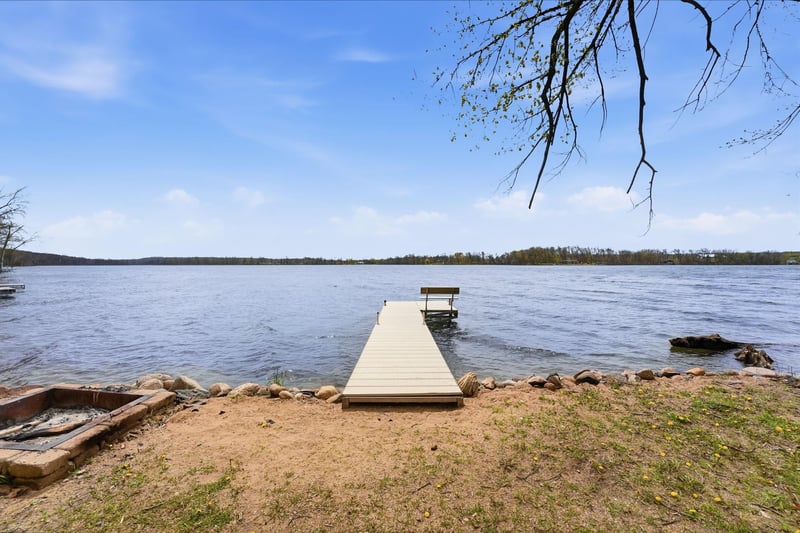 11825 Bluegill Dr, Sauk Centre, MN 56378