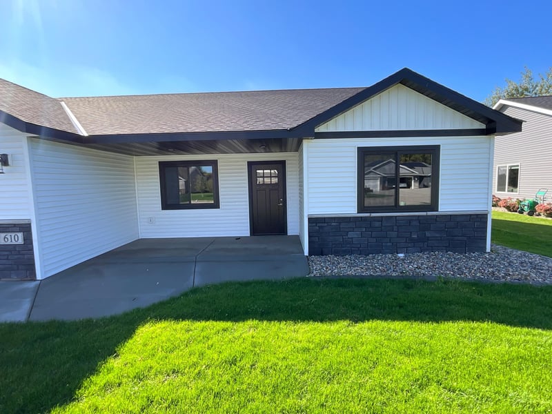610 Lanigan Way SE, Saint Joseph, MN 56374
