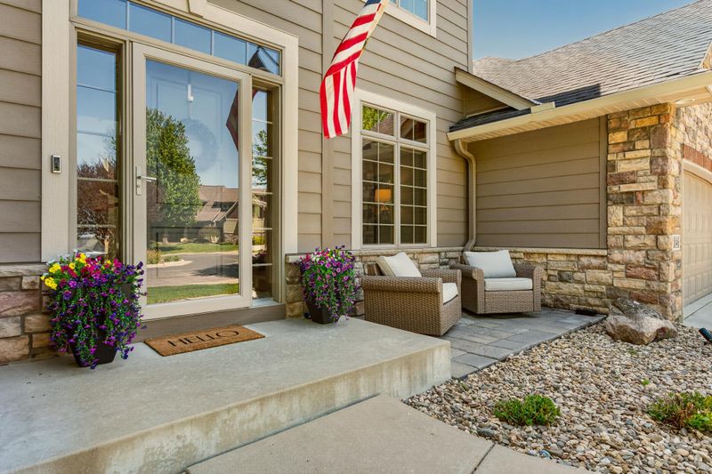 1046 Maplebeck Pl NE, Byron, MN 55920