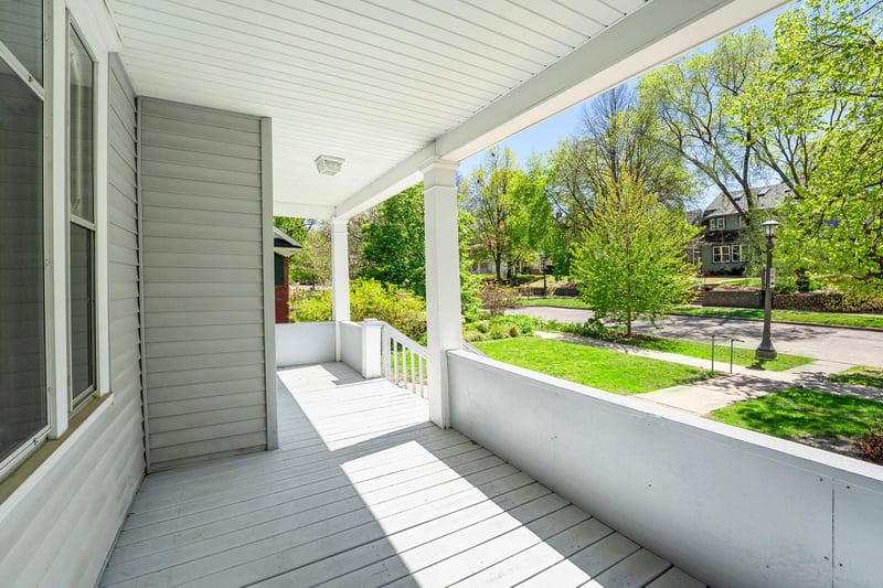 1699 Ashland Ave, Saint Paul, MN 55104