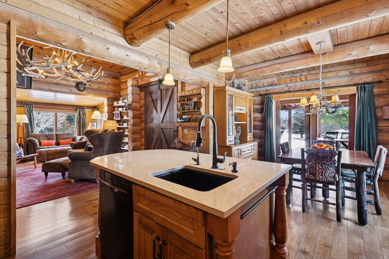 7275 W 190th St, Jordan, MN 55352