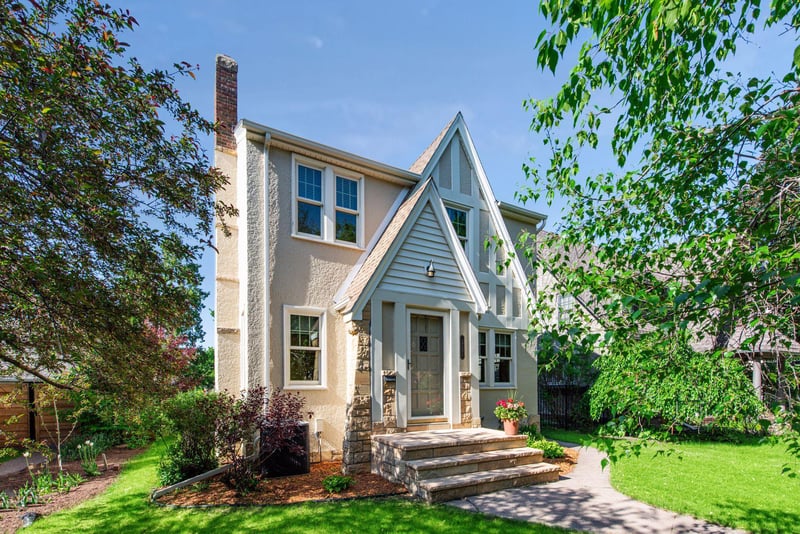 1731 Hillcrest Ave, Saint Paul, MN 55116